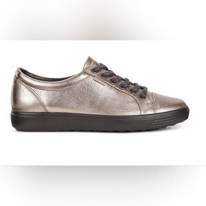 ECCO Gold Metallic Leather Lace-Up Sneakers in USA Size 6 - 6.5 / EU 37